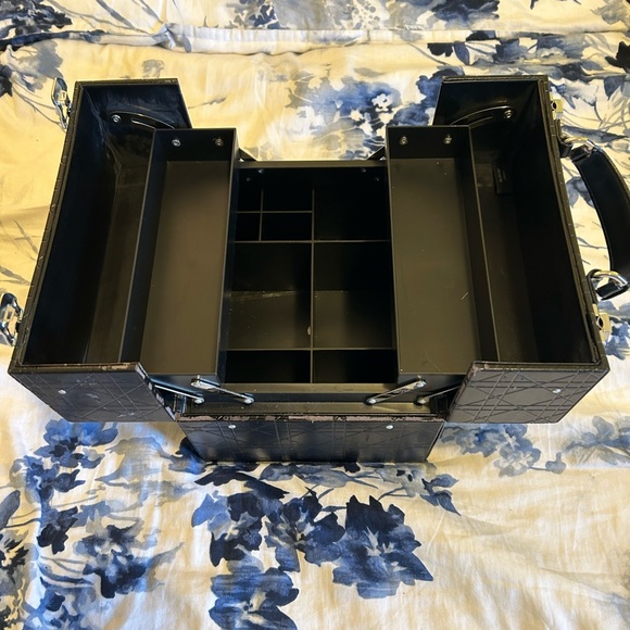 NEW Christian Dior Trotter Vanity Makeup Box - NEVER BEEN USED BEFORE - Picture 6 of 9